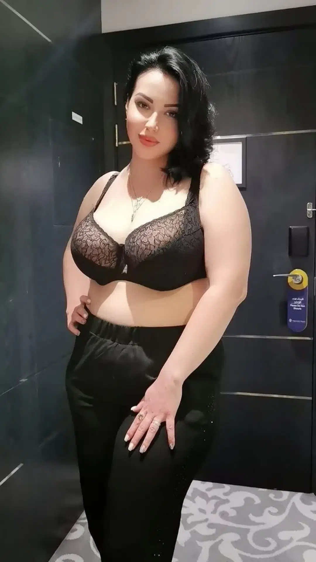 Esenyurt escort makalesi için kütüphane görseli 13, 01 portre